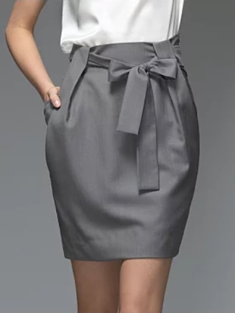 Boo Gemes 100% silk Women's Gray A-Line Pleated Skirt